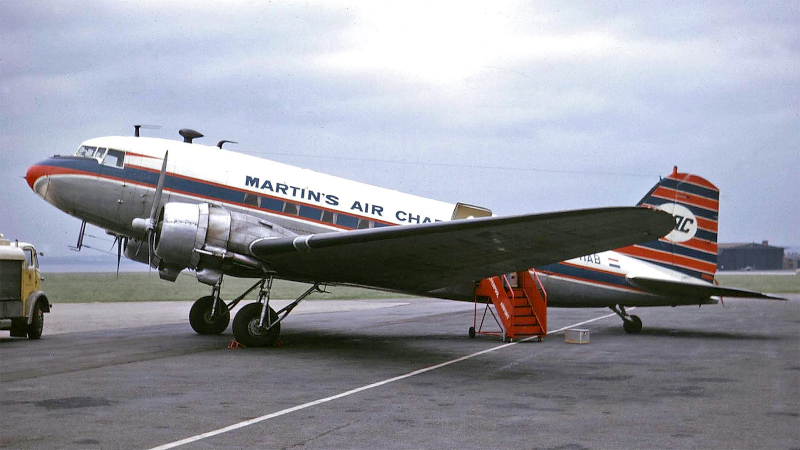 Illustration for article titled 27 Stylish Airliner Liveries From The Past